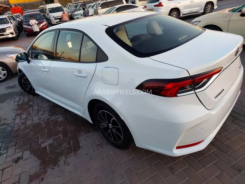 Toyota Corolla 2022 for Sale in Sharjah Image-10