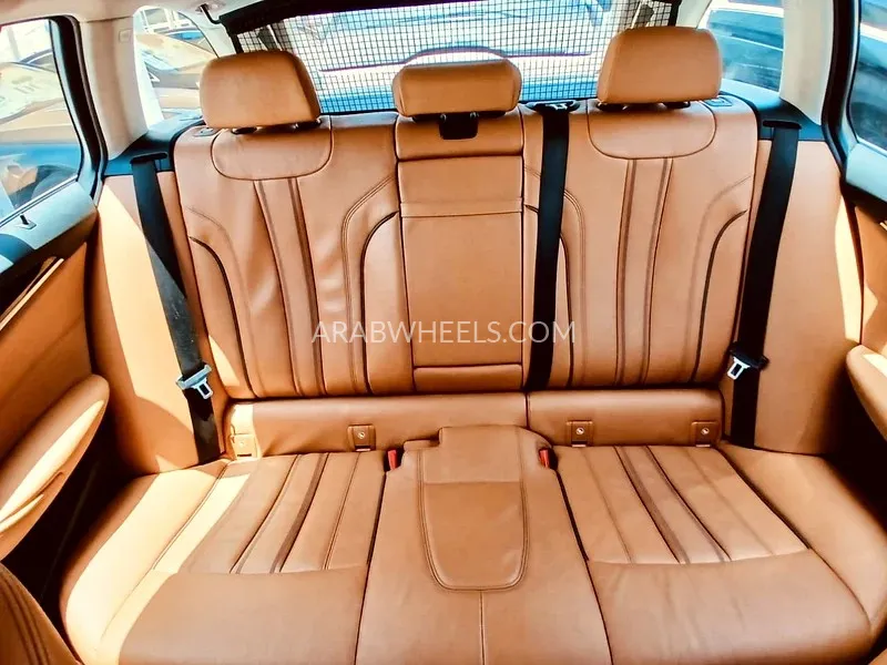 BMW 5 series 2022 for Sale in Sharjah Image-11