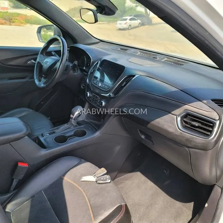 Chevrolet Equinox 2022 for Sale in Sharjah Image-13
