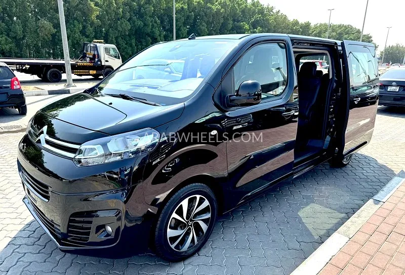 Citroen Spacetourer 2024 for Sale in Sharjah Image-14