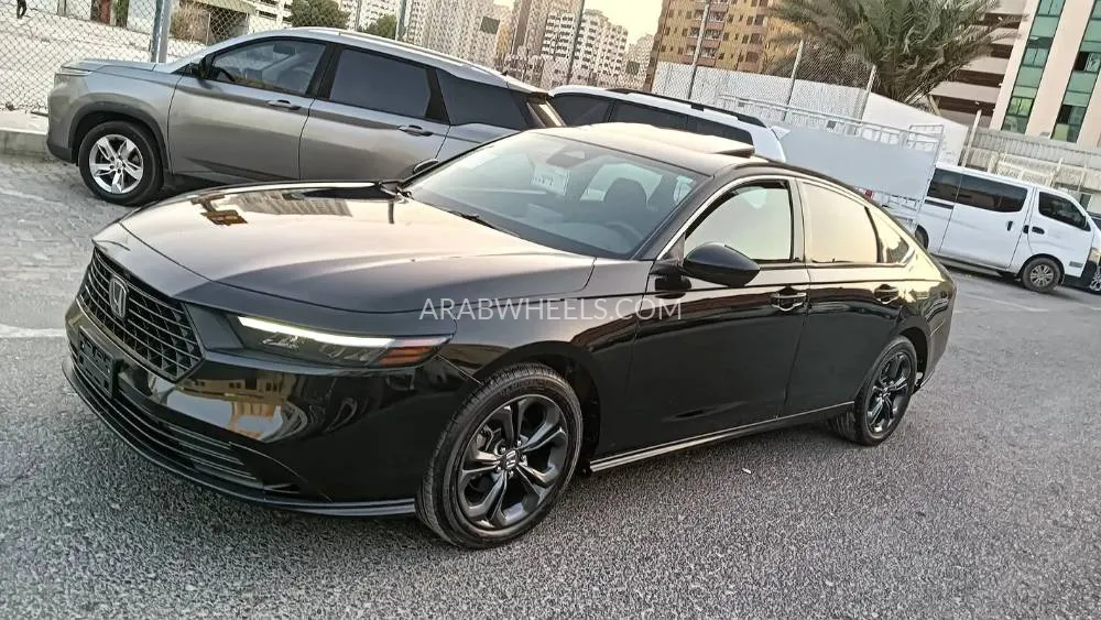 هوندا أكورد 2023 for Sale in الشارقة Image-6