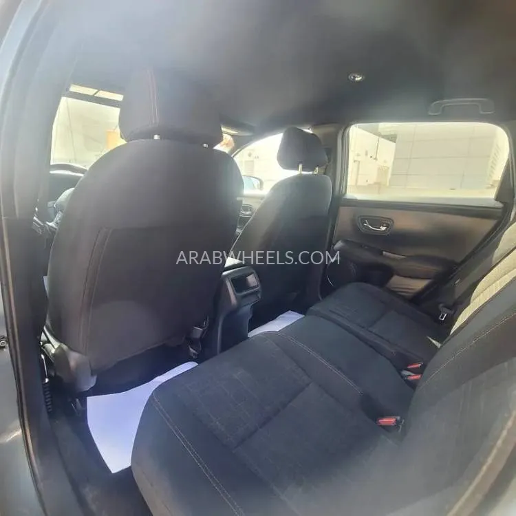 Honda HR-V 2023 for Sale in Sharjah Image-5