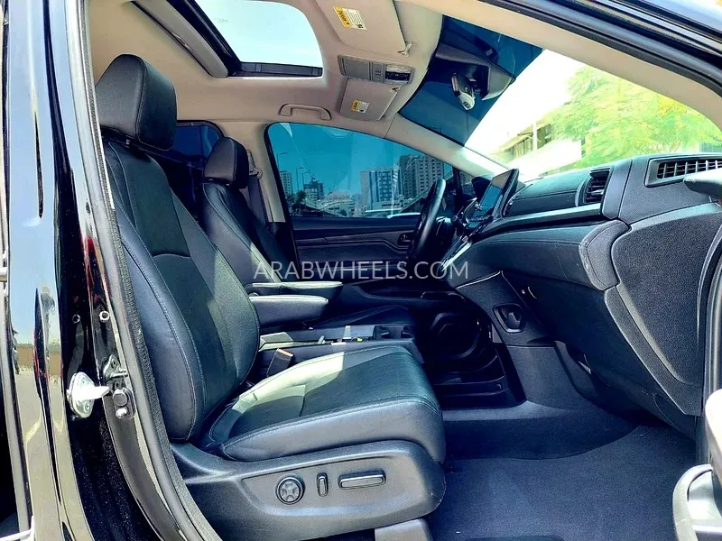 هوندا أوديسي 2021 for Sale in الشارقة Image-7