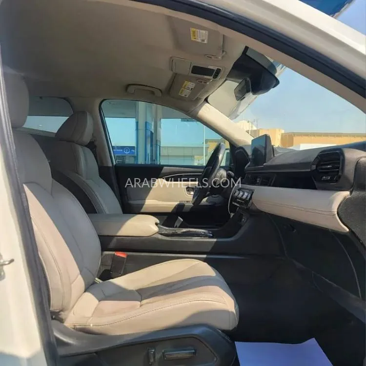Honda Pilot 2023 for Sale in Sharjah Image-2