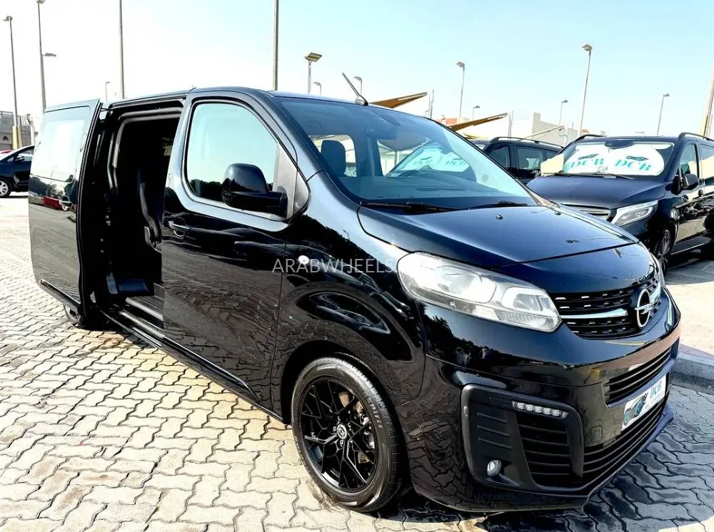 Opel Zafira 2022 for Sale in Sharjah Image-15