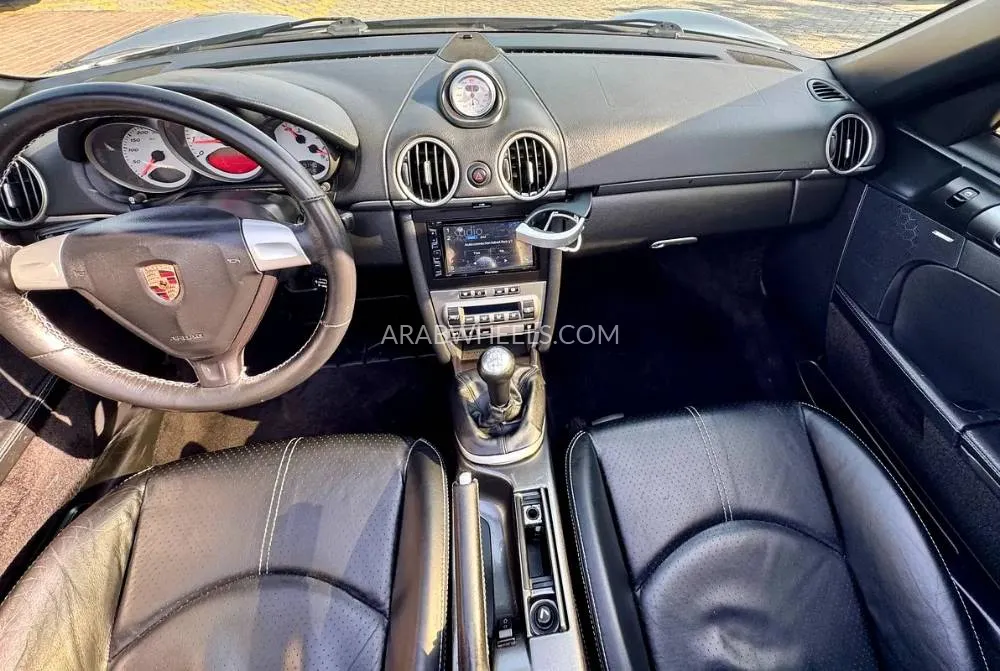 Porsche Boxster 2005 for Sale in Sharjah Image-5