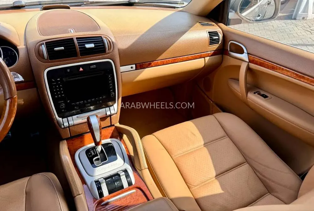 Porsche Cayenne 2008 for Sale in Sharjah Image-11