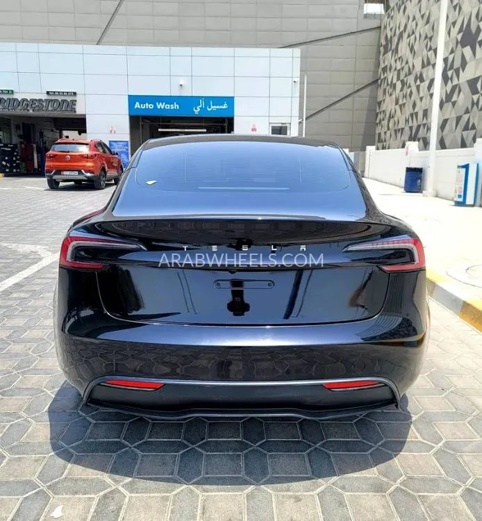 تسلا موديل 3 2024 for Sale in الشارقة Image-7