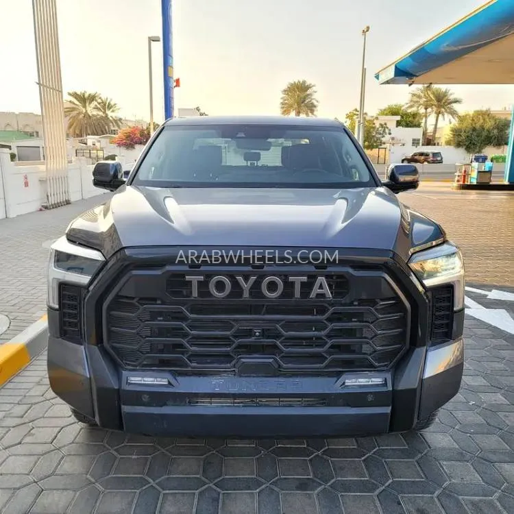 Toyota Tundra 2022 for Sale in Sharjah Image-5