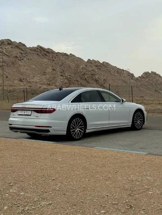 Audi A8 2022 for Sale in Abu Dhabi Image-9