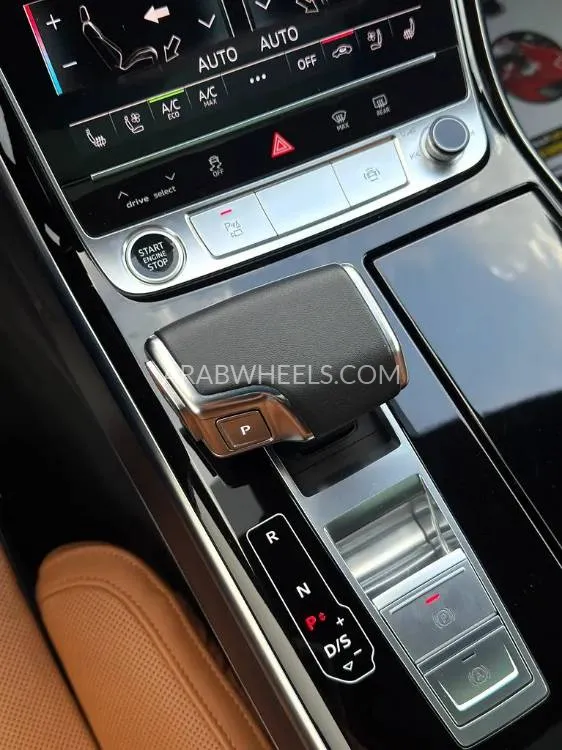 Audi A8 2022 for Sale in Abu Dhabi Image-17