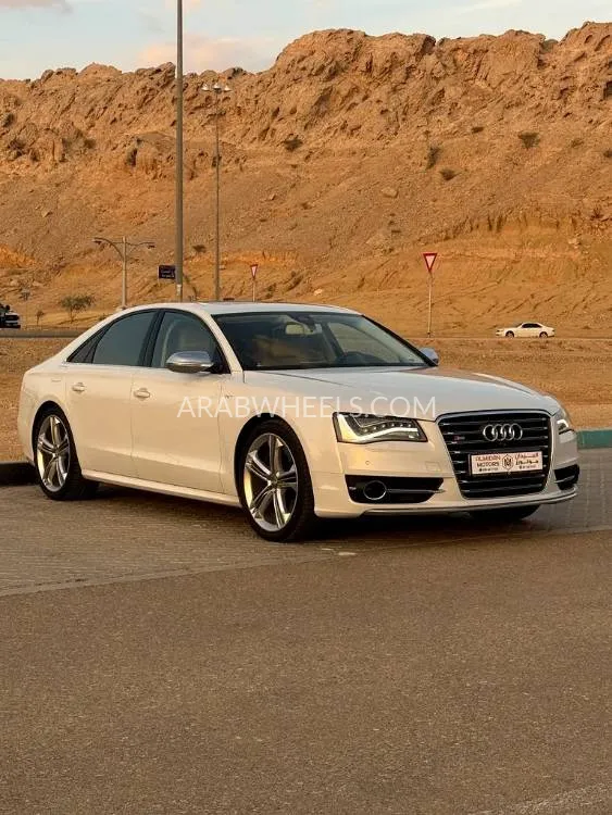 Audi S8 2014 for Sale in Abu Dhabi Image-7