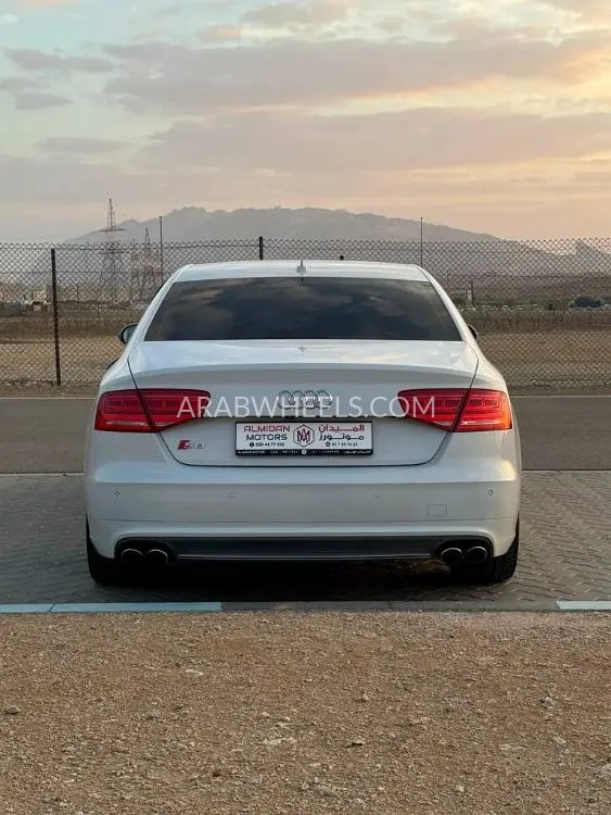 Audi S8 2014 for Sale in Abu Dhabi Image-15