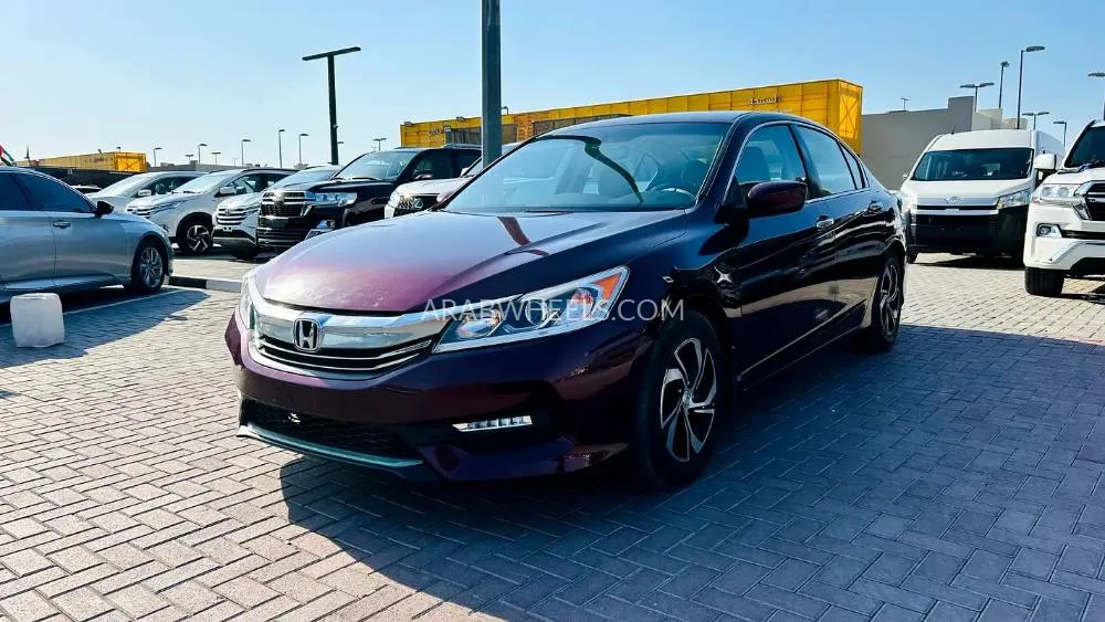 هوندا أكورد 2016 for Sale in الشارقة Image-11