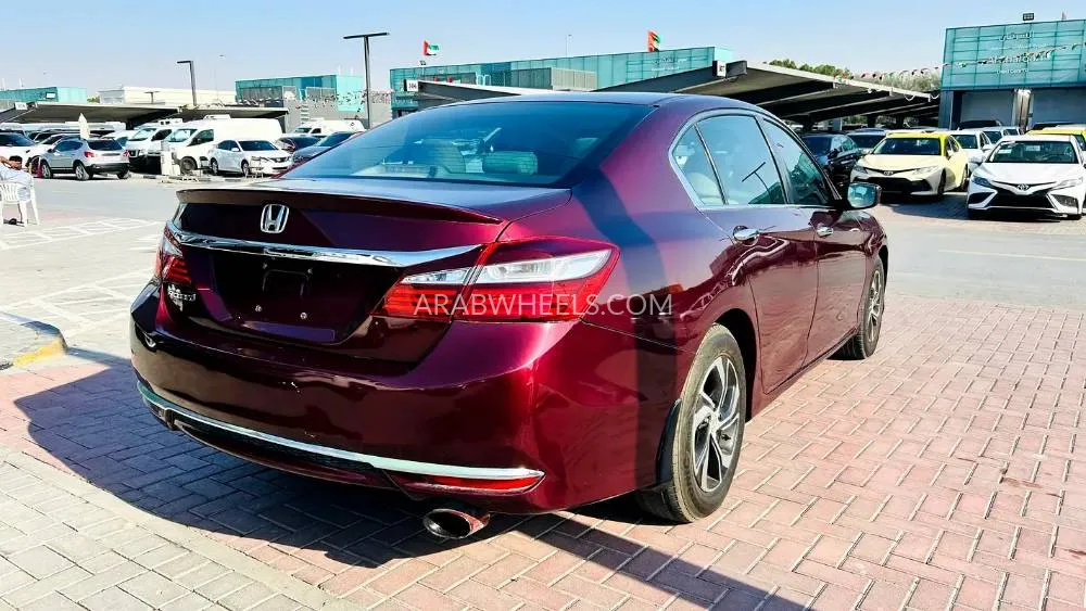 هوندا أكورد 2016 for Sale in الشارقة Image-12