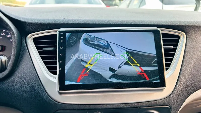 Hyundai Accent 2021 for Sale in Sharjah Image-5