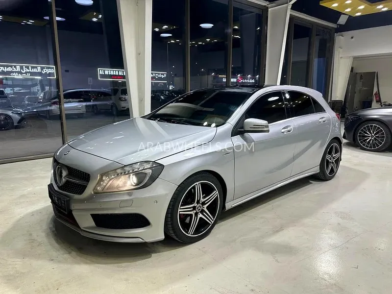 مرسيدس بنز كلاس A 2015 for Sale in أبو ظبي Image-17