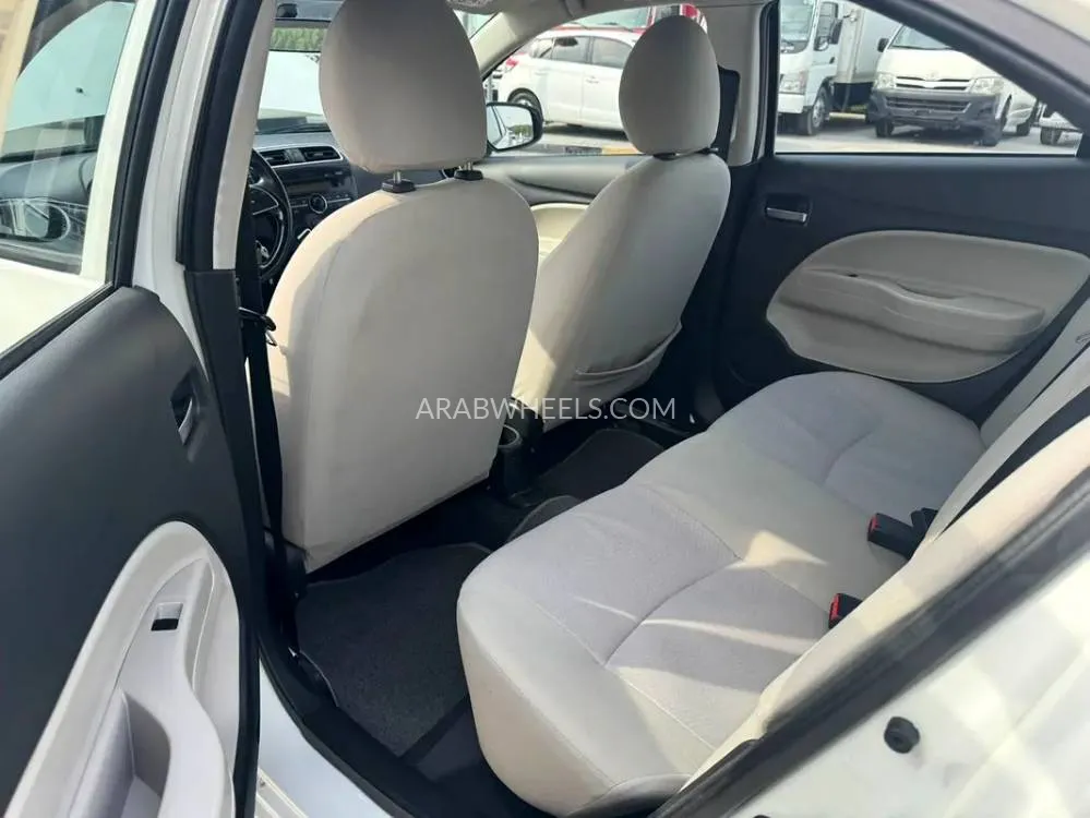 Mitsubishi Attrage 2019 for Sale in Sharjah Image-4