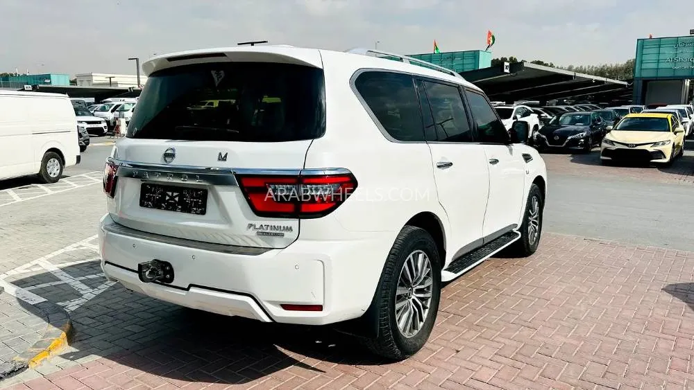 Nissan Patrol 2020 for Sale in Sharjah Image-6
