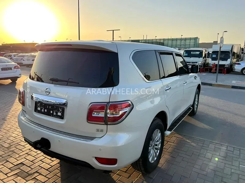 Nissan Patrol 2019 for Sale in Sharjah Image-2