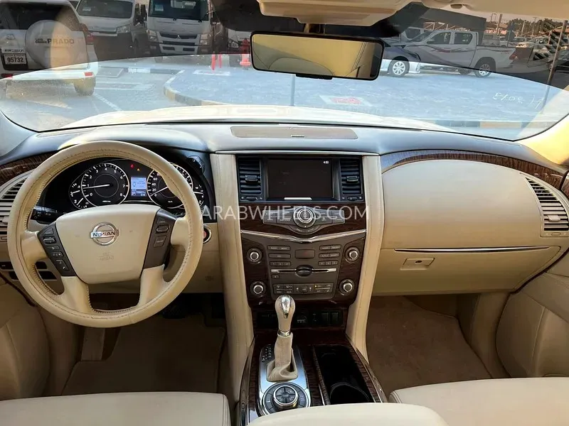 Nissan Patrol 2019 for Sale in Sharjah Image-3