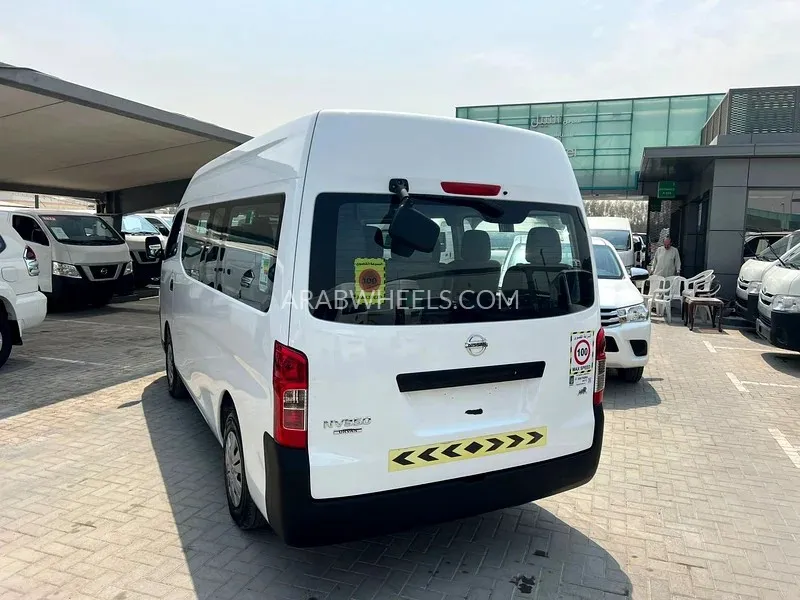Nissan Urvan 2020 for Sale in Sharjah Image-8