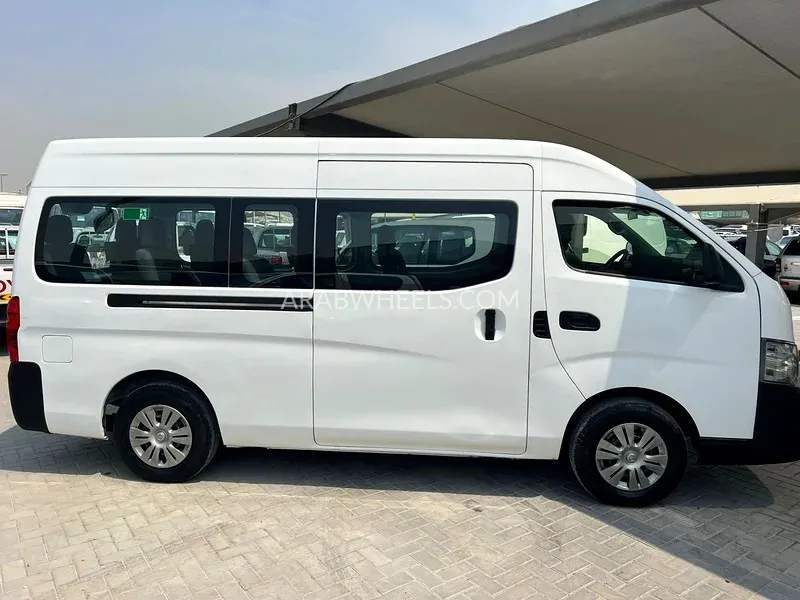 Nissan Urvan 2020 for Sale in Sharjah Image-11