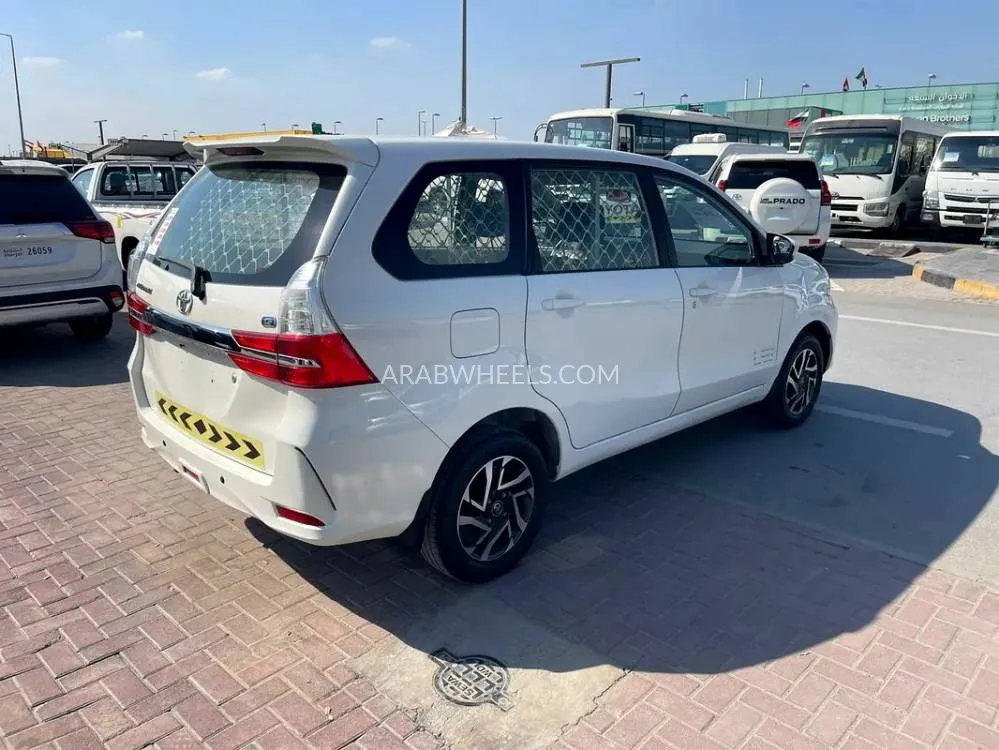 Toyota Avanza 2020 for Sale in Sharjah Image-9