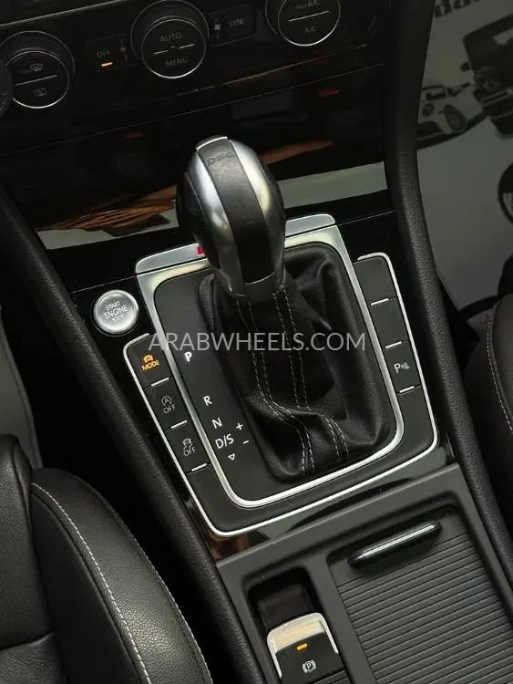 Volkswagen Golf 2017 for Sale in Abu Dhabi Image-7