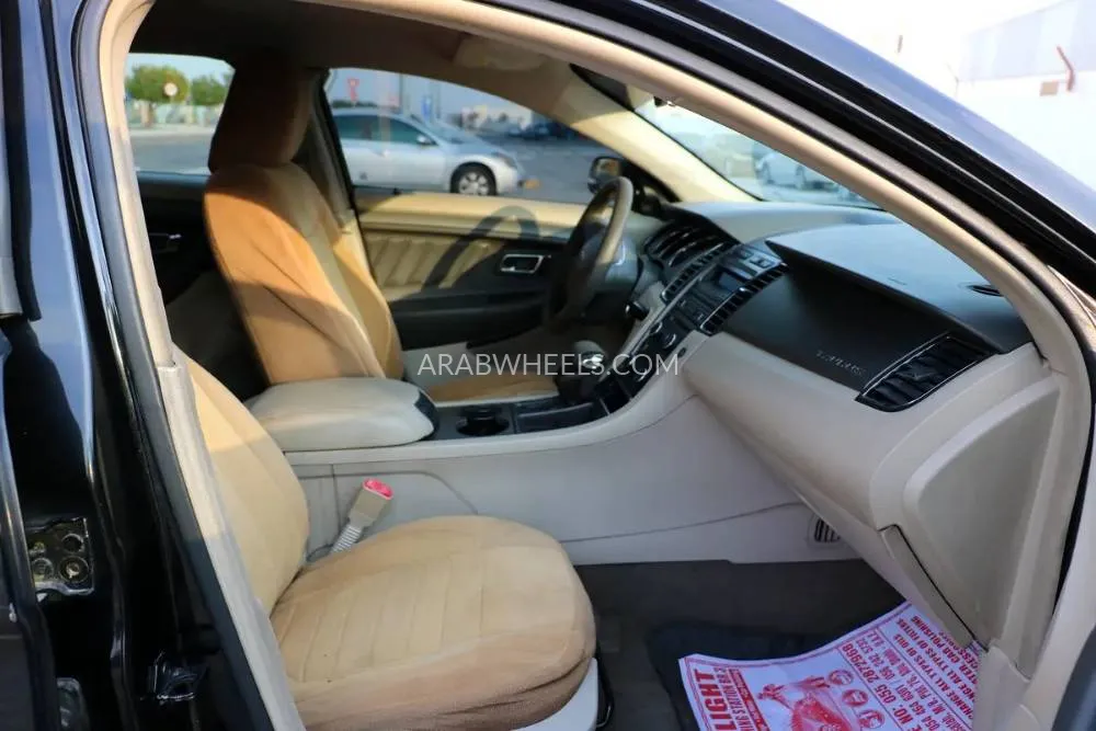 Ford Taurus 2011 for Sale in Abu Dhabi Image-16