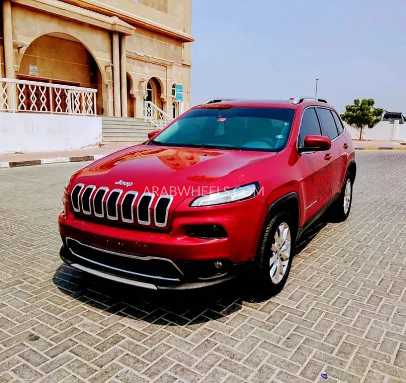 Jeep Cherokee 2014 for Sale in Ajman Image-5