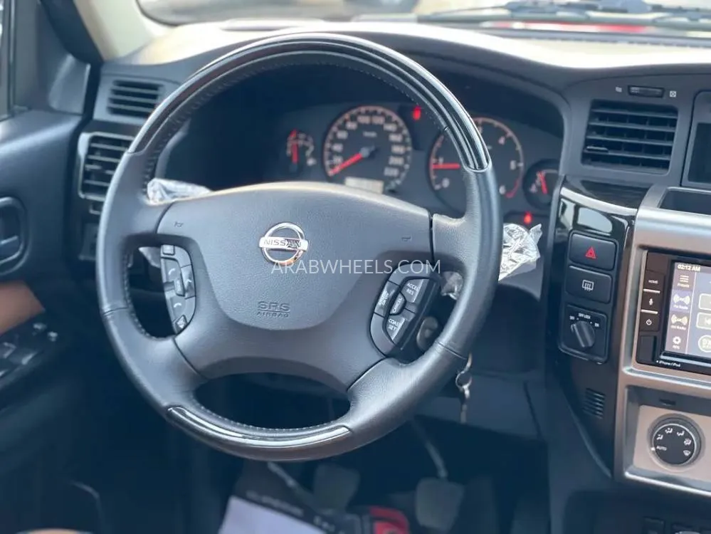 Nissan Patrol 2022 for Sale in Sharjah Image-8