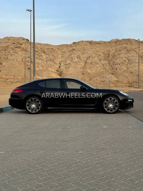 Porsche Panamera 2016 for Sale in Abu Dhabi Image-3