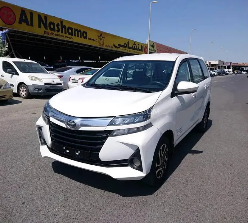 Toyota Avanza 2018 for Sale in Ajman Image-8