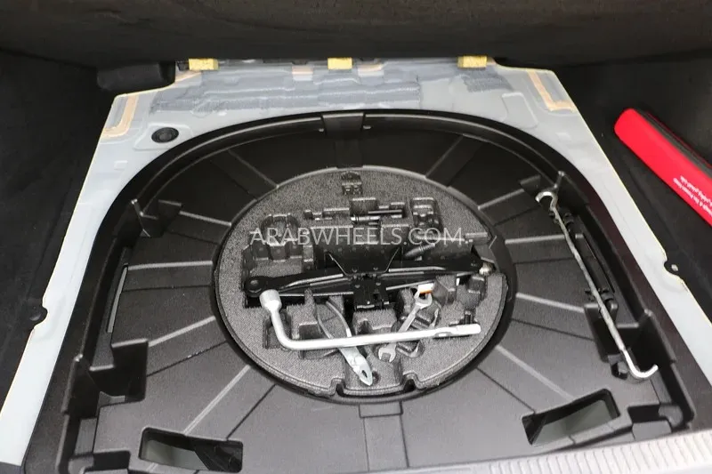 Toyota Camry 2019 for Sale in Abu Dhabi Image-15