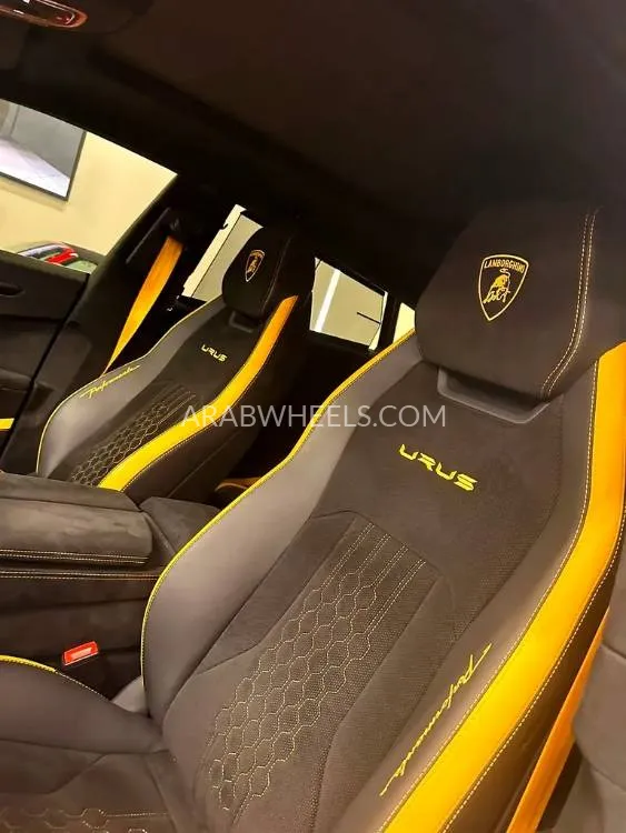 Lamborghini Urus 2024 for Sale in Dubai Image-19