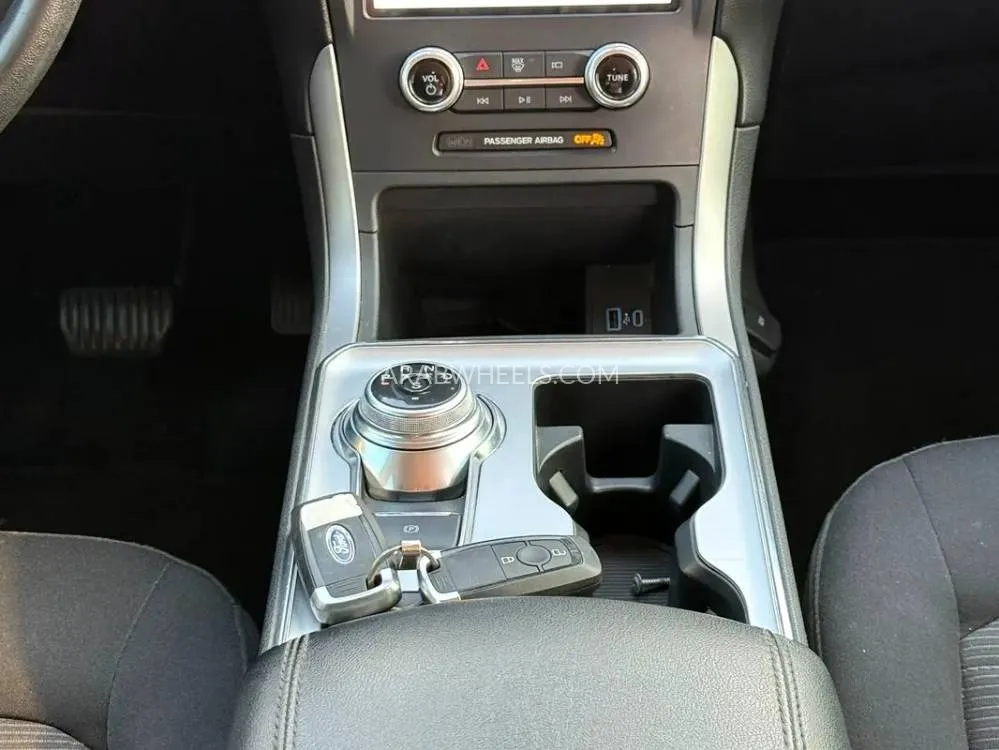 Ford Edge 2022 for Sale in Sharjah Image-5