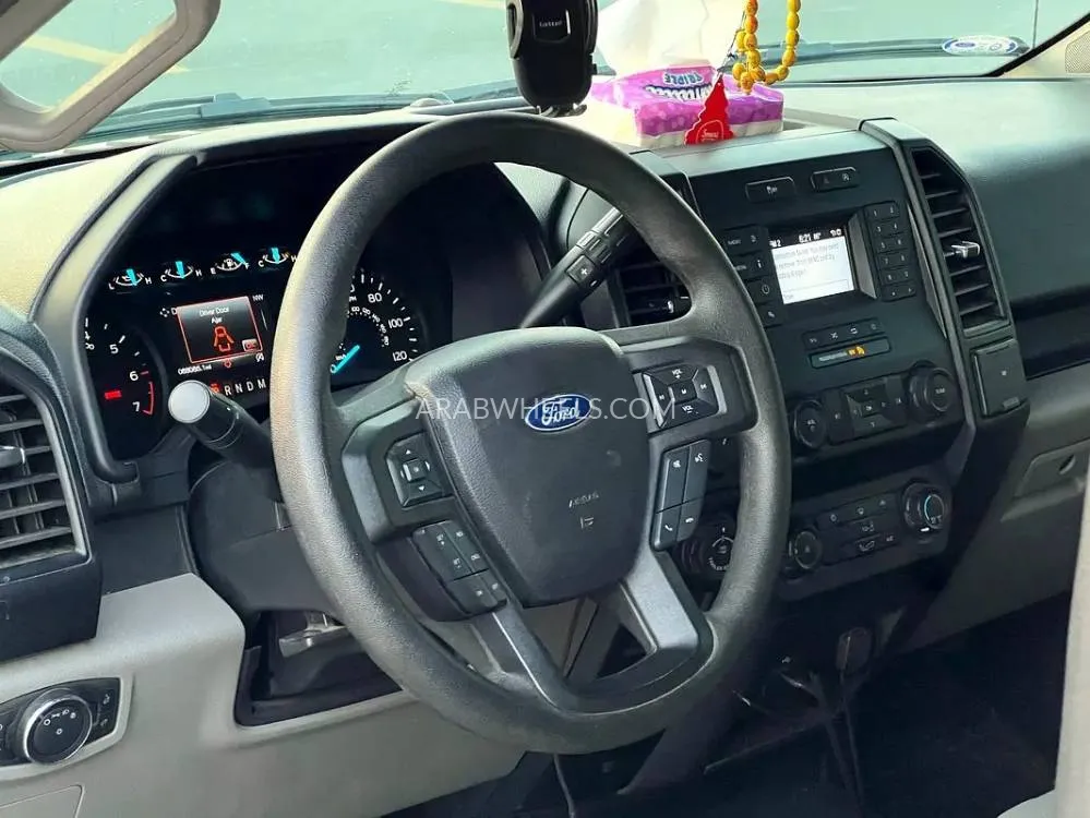 Ford F 150 2019 for Sale in Sharjah Image-3