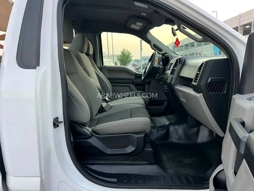 Ford F 150 2019 for Sale in Sharjah Image-5