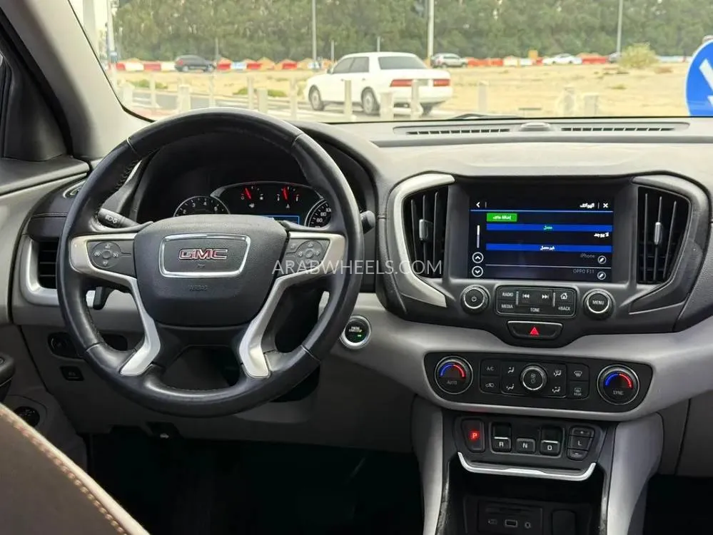 GMC Terrain 2018 for Sale in Sharjah Image-13