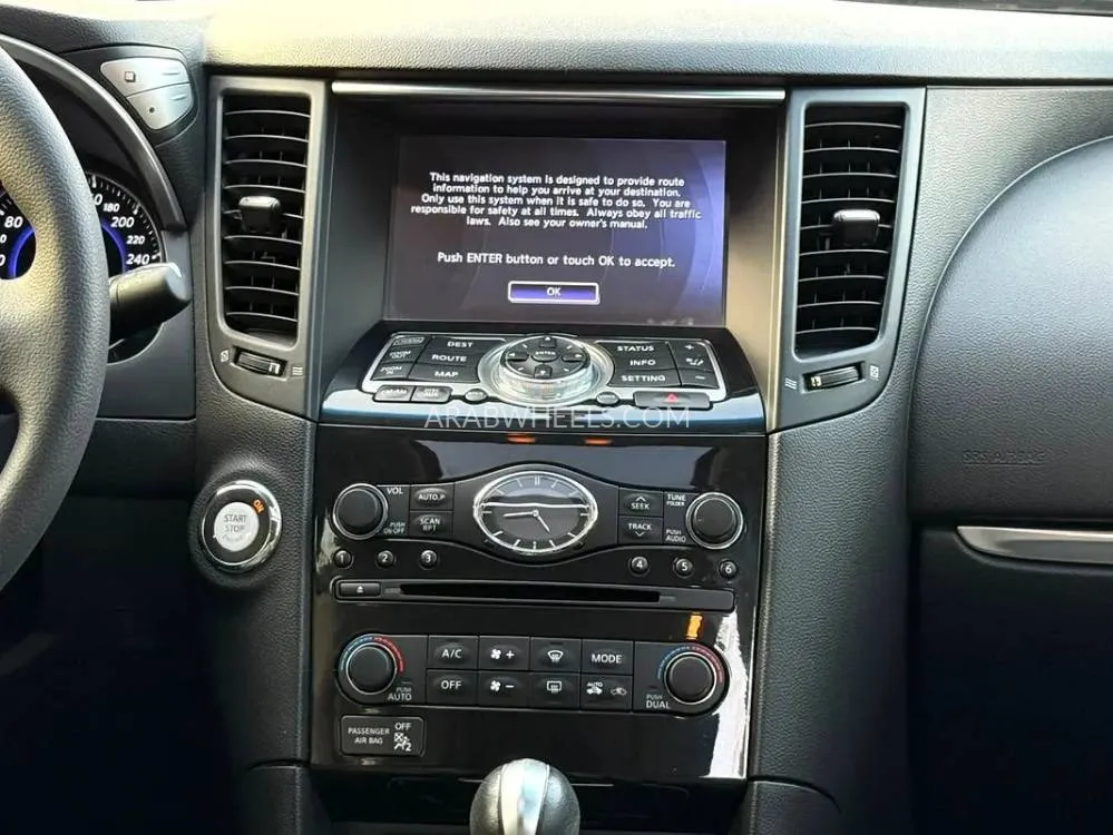 إنفينيتي QX70 2018 for Sale in الشارقة Image-14