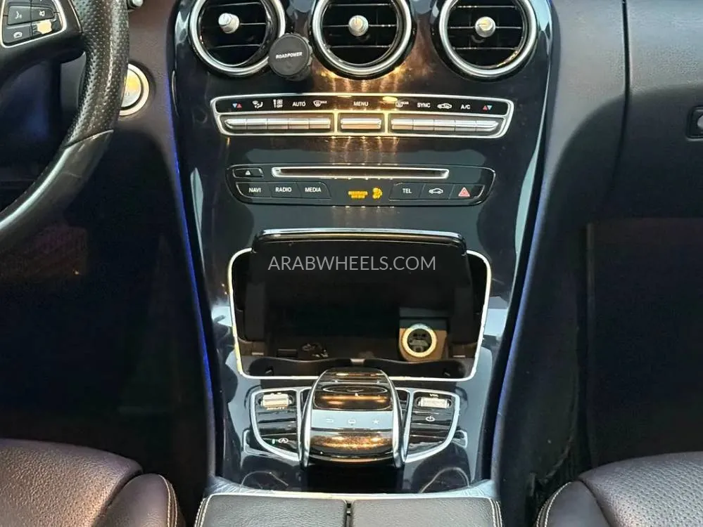 Mercedes Benz C Class 2015 for Sale in Sharjah Image-5