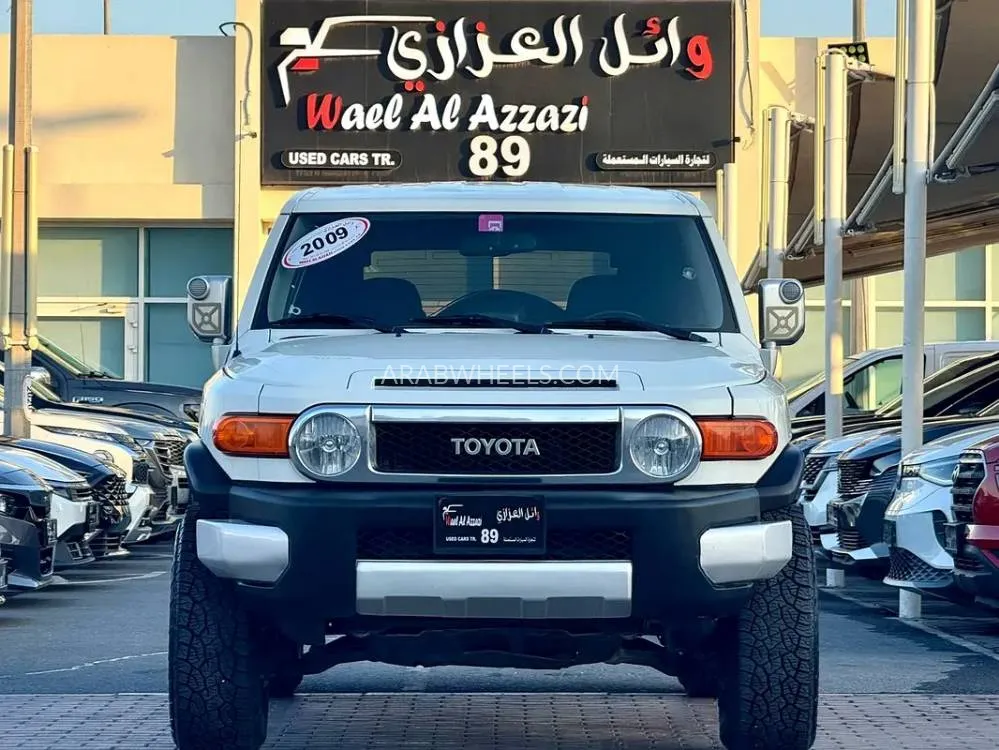 Toyota FJ Cruiser 2009 for Sale in Sharjah Image-12