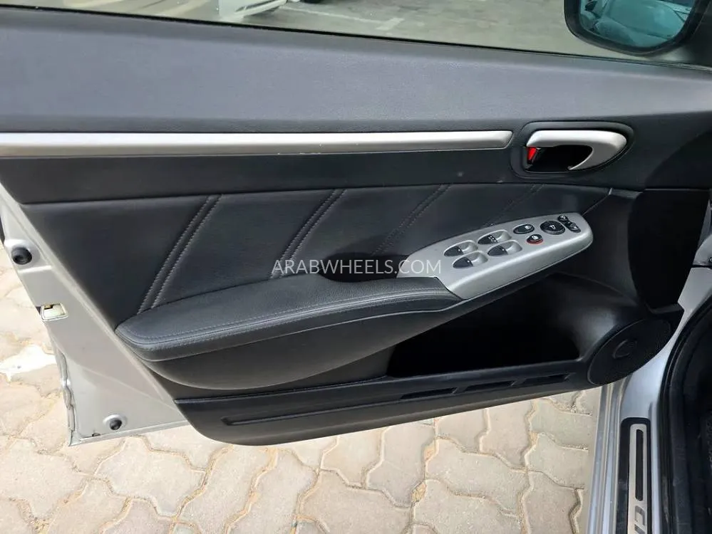 Honda Civic 2008 for Sale in Sharjah Image-7