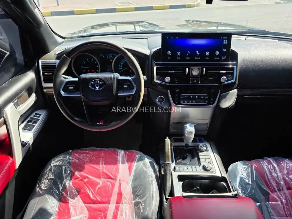 Toyota Land Cruiser 2008 for Sale in Sharjah Image-8