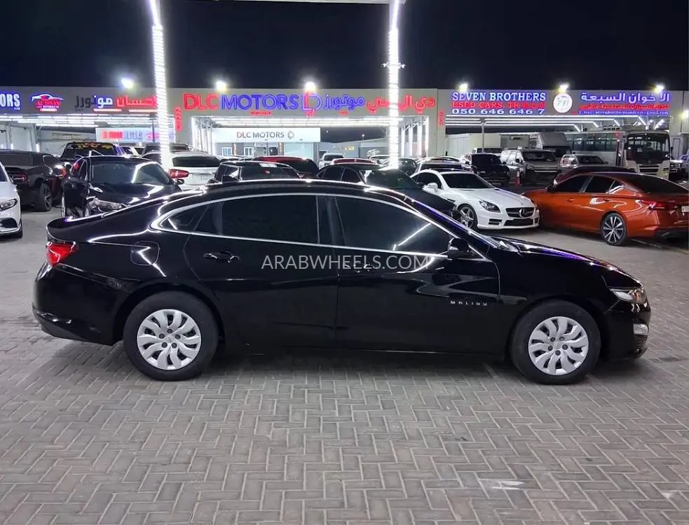 Chevrolet Malibu 2020 for Sale in Abu Dhabi Image-10