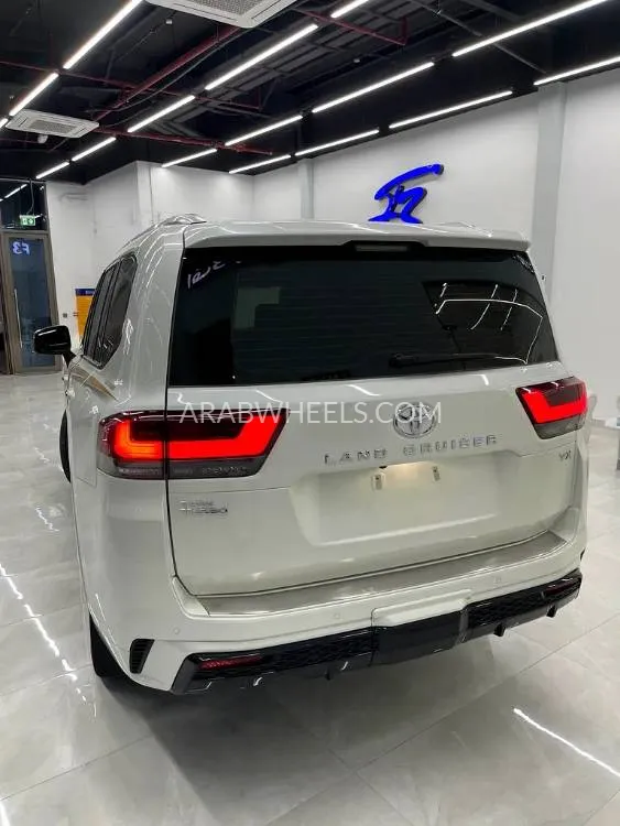 Toyota Land Cruiser 2024 for Sale in Abu Dhabi Image-6