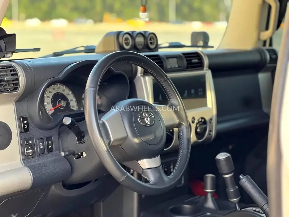 Toyota FJ Cruiser 2021 for Sale in Sharjah Image-8