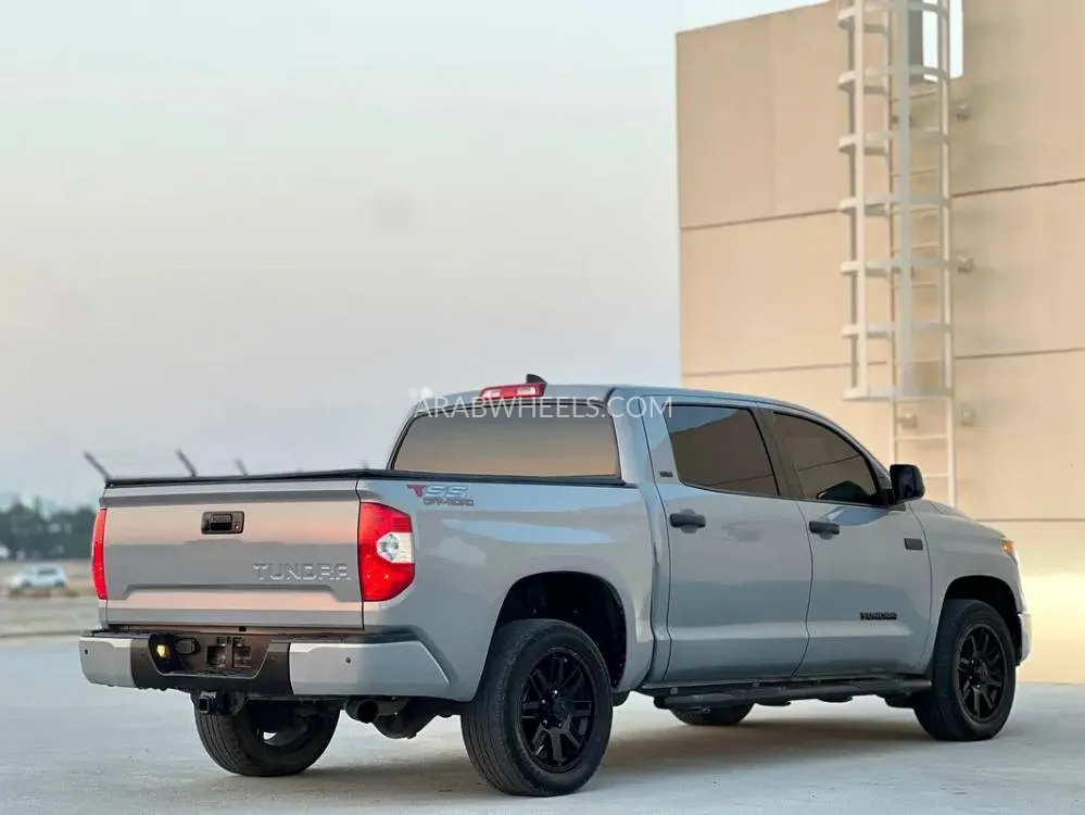 Toyota Tacoma 2021 for Sale in Sharjah Image-6
