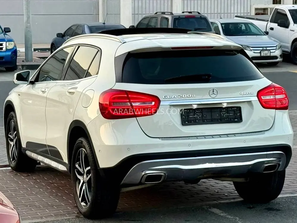 Mercedes Benz GLA 2017 for Sale in Abu Dhabi Image-13